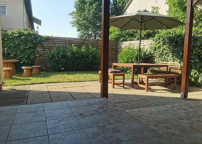 Garden * Velence