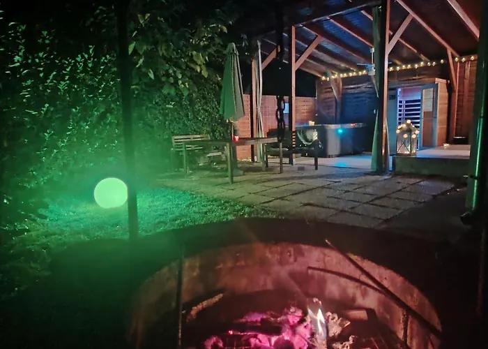 Garden Vendeghaz Velence